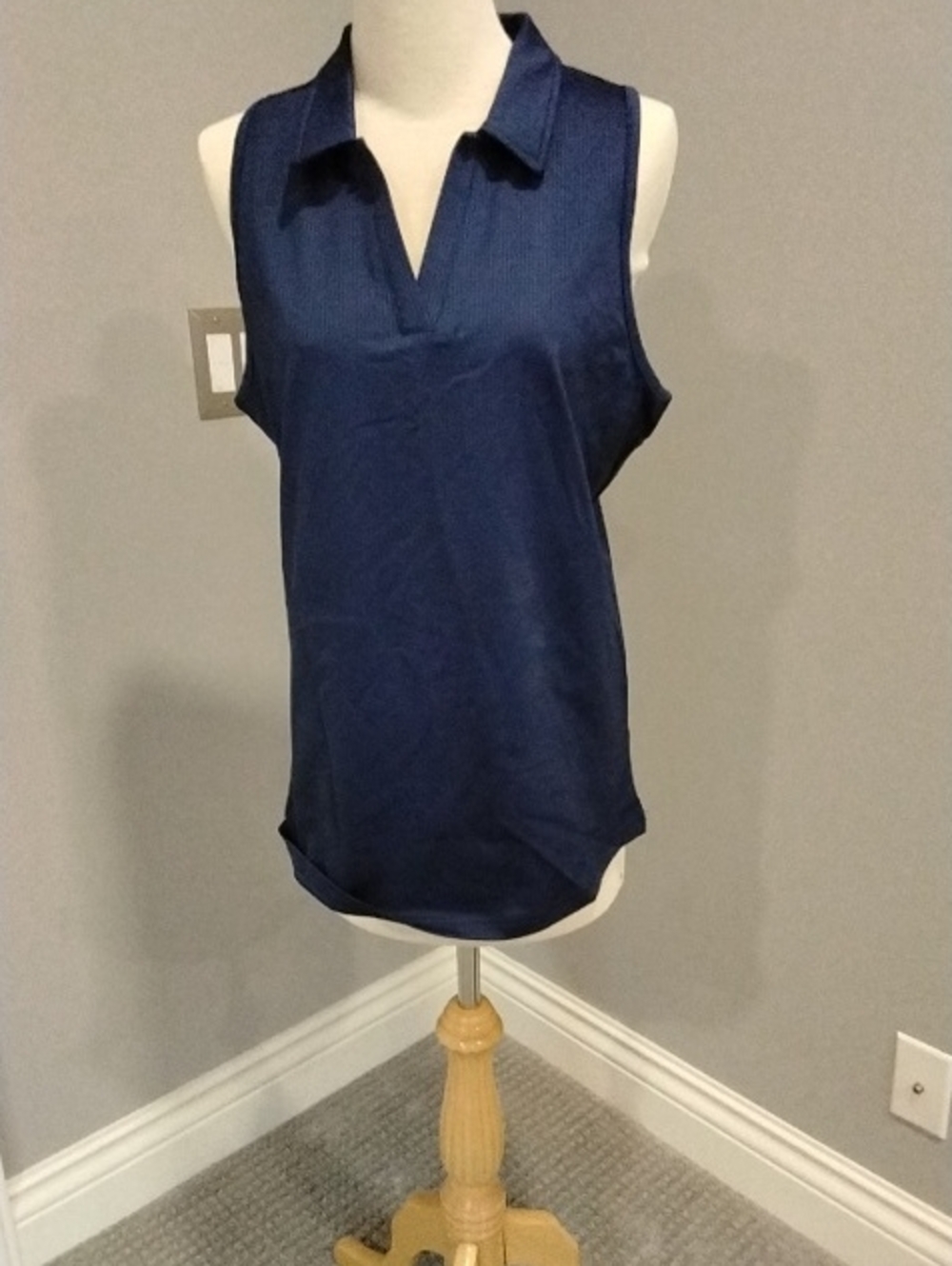 FootJoy Sleeveless Navy Polo-Style V-Neck Camisole